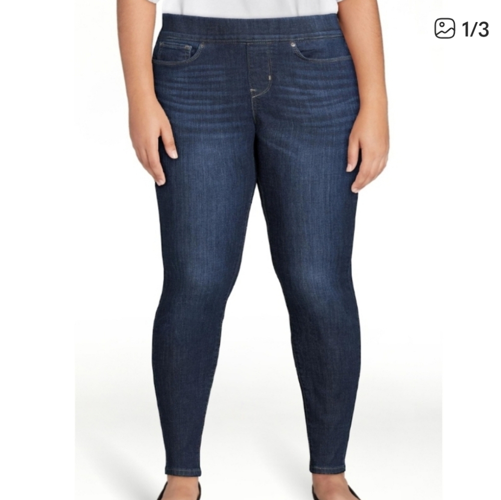 LEVI Strauss Signature Gold Totally Shaping Pull ON Skinny Blue Jeans Size 26